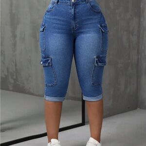 Women's Blue Cropped Jeans